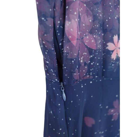 Floral Chiffon V-Neck Dress With Short Sleeves & Zipper Closure - Medium - Picture 5 of 7